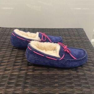 UGG moccasins size 3